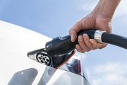 DKV Mobility vstupuje do aliance ChargeUp Europe