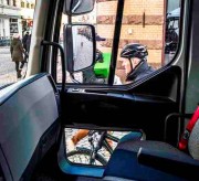 Volvo přispívá ke zvyšování bezpečnosti cyklistů a chodců ve městech