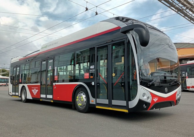 Pardubice nakoupí osm nových trolejbusů od Škoda Group