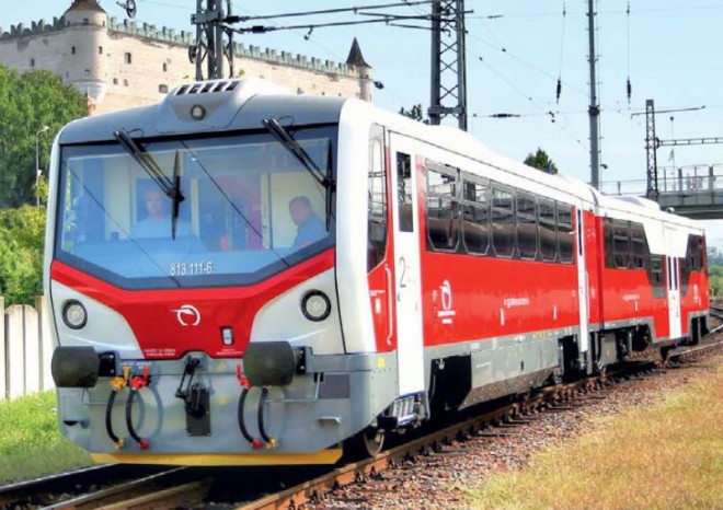 Slovenský dopravce ZSSK pro nedostatek strojvůdců odřekl desítky vlaků