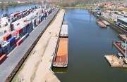 V mělnickém přístavu letos dokončí  ekologizaci kontejnerového terminálu