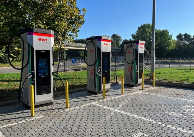 Siemens dodá společnosti E.ON Drive Infrastructure 35 dobíjecích stanic