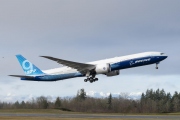 Boeing si zajistil půjčku přes 12 miliard dolarů