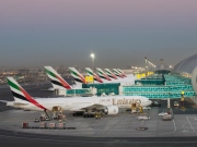 Počet cestujících na letišti v Dubaji loni poprvé klesl