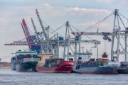 Překlad zboží v Hamburku poklesl, transformace na klimaticky neutrální přístav pokračuje