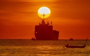 ​EU bude jednat o možném zapojení do zabezpečení obchodních cest v Rudém moři