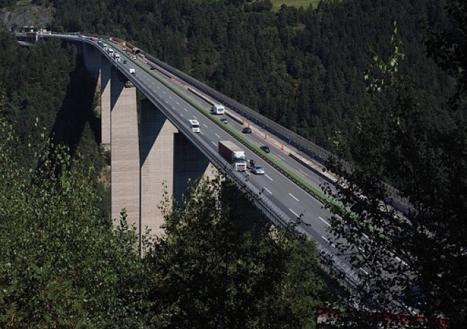 ​BGL: Dopravci i logistici odmítají omezení tranzitu přes Brenner