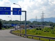 Za účasti ministra dopravy začala na Třinecku stavba dalšího úseku
silnice I/11