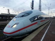 V Hamburku někdo poničil železniční infrastrukturu, ochromilo to dálkové spoje