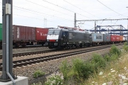 Lokomotiva ES64F4 umožnila první jízdu z Rotterdamu do Prahy bez přepřahu