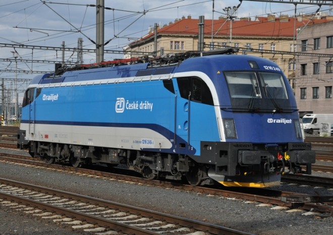 České dráhy koupily dvě lokomotivy Taurus z Rakouska