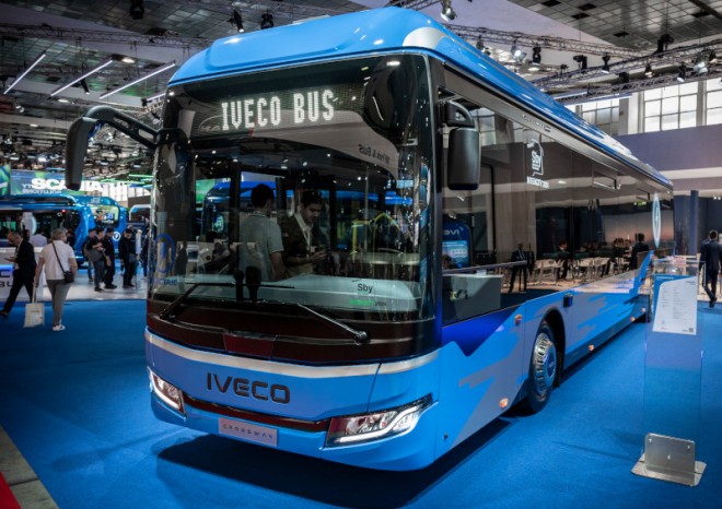 IVECO BUS CROSSWAY LE ELEC získává ocenění "Udržitelný autobus roku 2024"