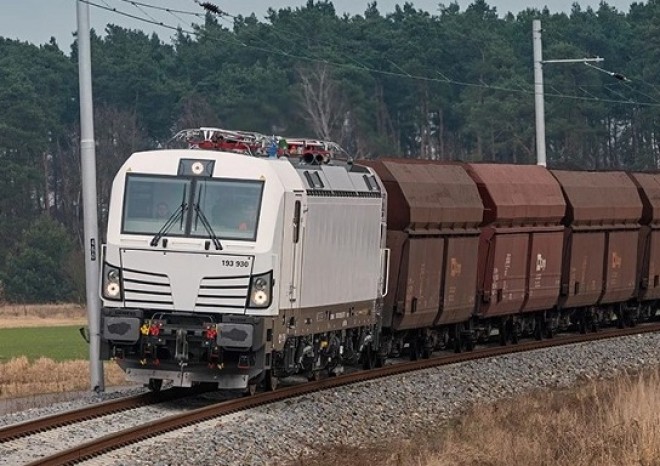 ​Siemens Mobility a ČD Cargo podepsaly smlouvu na dvě lokomotivy Vectron