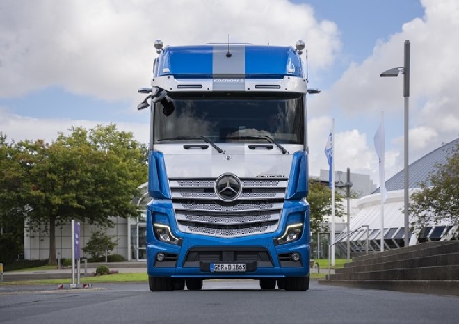 ​Mercedes-Benz Trucks ČR se opět stal jedničkou mezi dovozci nákladních automobilů