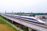V Indonésii otevřeli první vysokorychlostní železnici jihovýchodní Asie