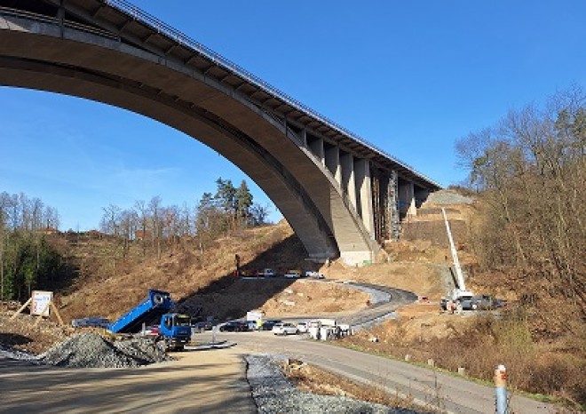 ​ŘSD umisťuje na nejstarším dálničním mostu v republice monitorovací čidla