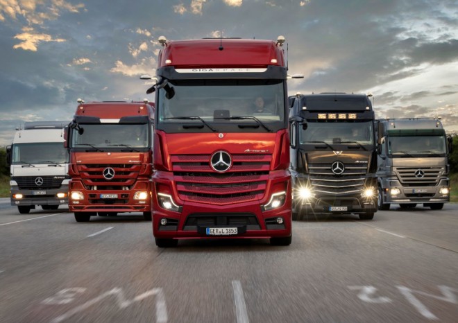 Mercedes-Benz Trucks: Modelová řada  Actros slaví 25 let