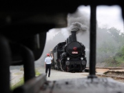 Rozjíždí se historické parní vlaky v Praze a okolí