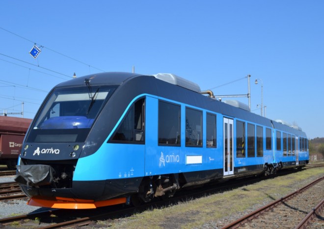 Společnosti Arriva vlaky loni klesl zisk o 30 procent na 43,9 milionu korun