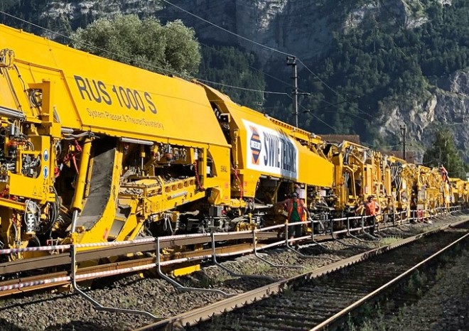 Správa železnic opraví během výluk traťový úsek z Velimi do Kolína