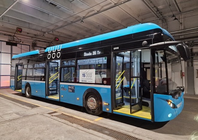 ​Škodovka slaví 15 000 předaných trolejbusů, jubilejní vůz bude jezdit v Ostravě