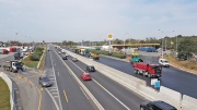 Tichý asfalt na zrekonstruovaném úseku D11 u Prahy sníží hlučnost o 50 procent