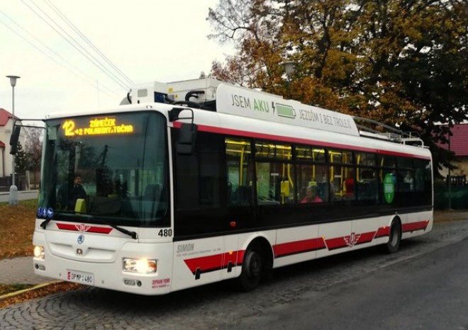 V pardubické MHD bude časem víc trolejbusů než autobusů