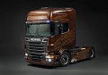 Jen sto kusů vozidel Scania Black Amber
