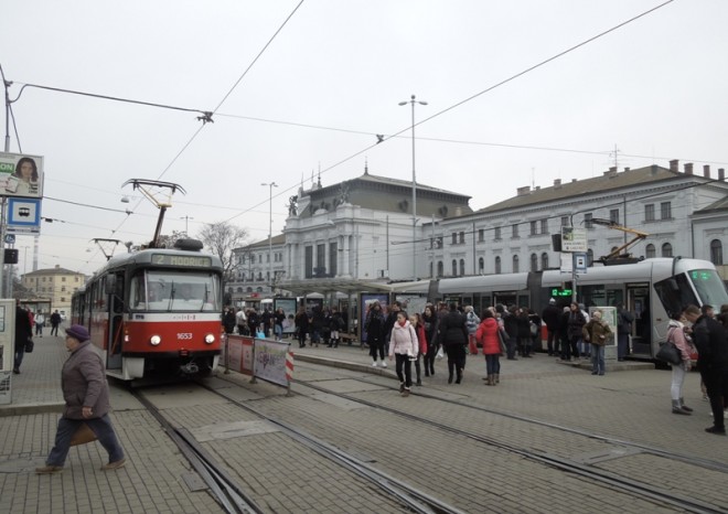 ​V Brně začala přestavba přednádraží, způsobila chaos v dopravě