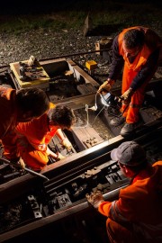 ​Železničáři opravují trať u Žlebu na koridoru do Německa