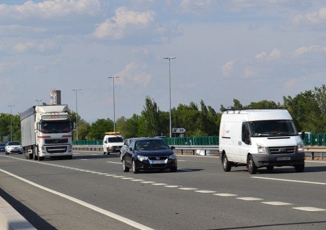 ​Španělská vláda sníží dopravcům ceny pohonných hmot, ti ale dále protestují