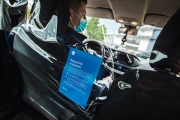 Uber pasažérům umožňuje pomoci PINu zkontrolovat, že nasedají do správného vozu
