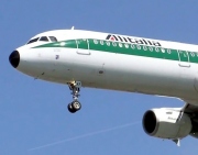 Převzetí ztrátových aerolinek Alitalia se znovu komplikuje