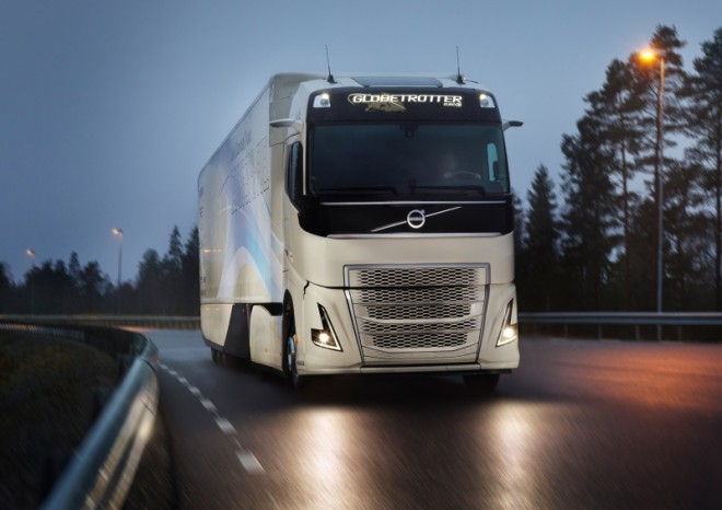 Volvo testuje hybridní ústrojí pro dálkovou dopravu