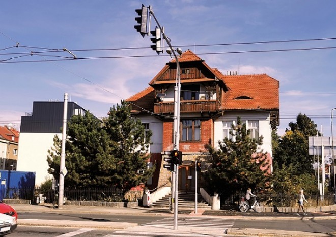 Hradec Králové uvedl do provozu inteligentní dopravní systém