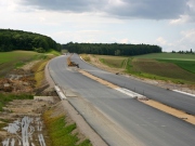 NKÚ: Stavba silnic první třídy je pomalá a nezohledňuje význam