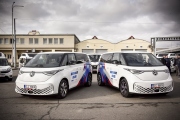 ​Dopravní podnik města Brna představil dva nové seniorbusy na elektrický pohon