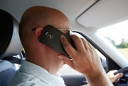 ​Největší hrozbou za volantem jsou podle samotných řidičů mobilní telefony