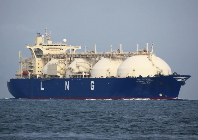 ​Nedostatek tankerů prudce zvýšil ceny za přepravu LNG