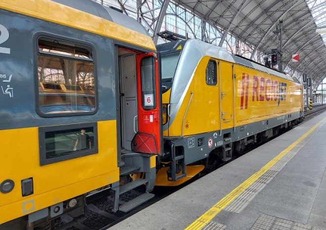 ​RegioJet posílil od října spojení mezi Prahou a Bratislavou