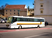 Autobusovému dopravci Adosa rostly tržby a přes další růst mezd i zisk