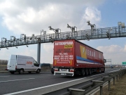 Česká kamionová doprava dále oslabuje, zahraniční konkurence má lepší podmínky