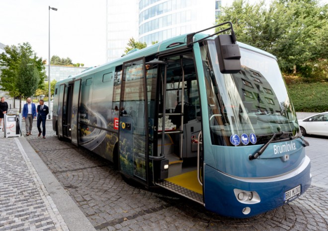 Brumlovka má první 100% elektrickou flotilu autobusů v Praze