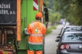 Na oranžovo-zelené profesionály z Pražských služeb je spoleh již 30 let