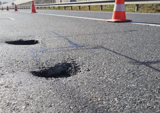 Středočeský kraj přidá na opravy silnic po zimě dalších 152 milionů korun