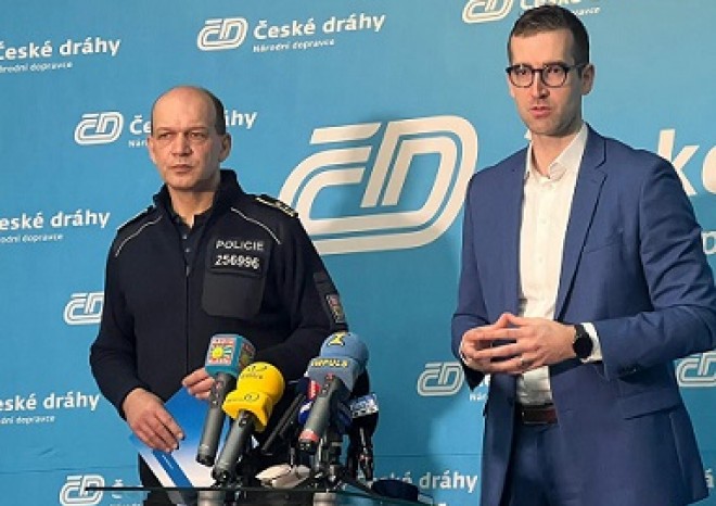 ​Policisté mohou cestovat vlaky ČD za zvýhodněné jízdné, má to zvýšit bezpečnost