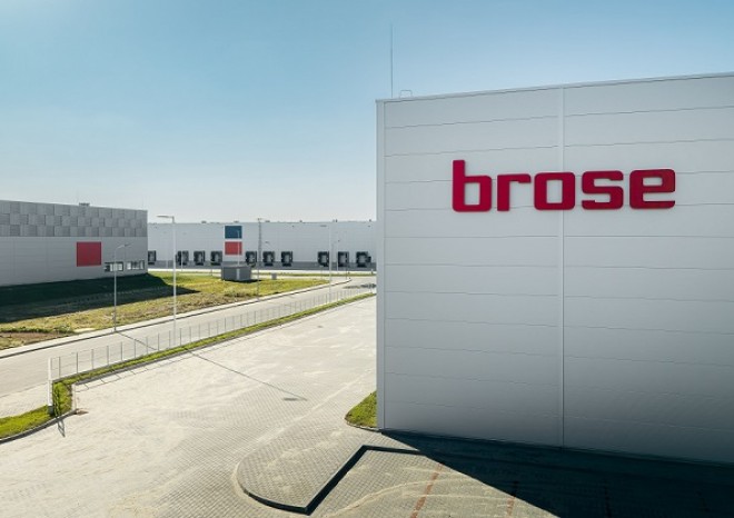 ​Gridarch: Společnost Brose převzala halu D v Ostrava Airport Multimodal Parku