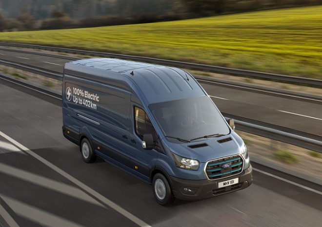 ​Užitkový model E-Transit s prodlouženým dojezdem