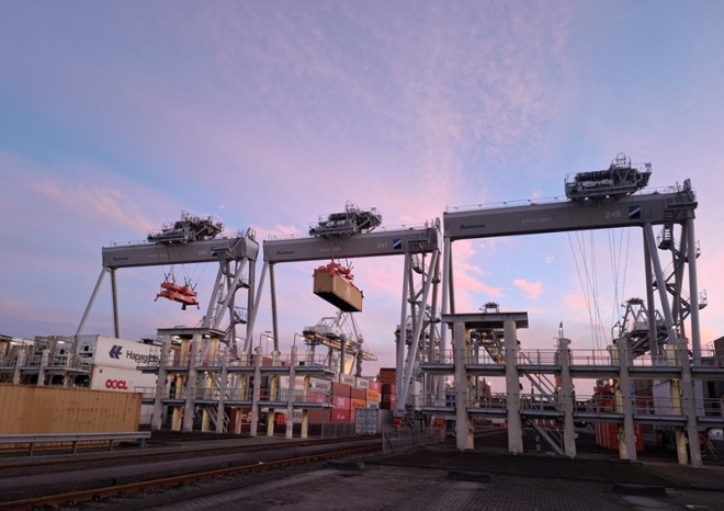 ​Huisman dodá společnosti ECT dalších 12 automatizovaných stohovacích jeřábů