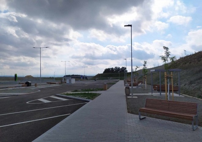 ​Řidiči mohou nově využívat odpočívací místo na dálnici D3 u Chotýčan